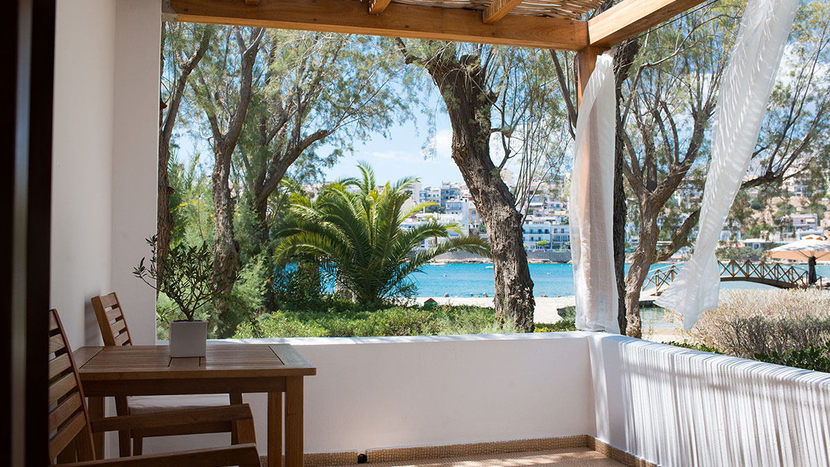 Superior Bungalow Beach Front